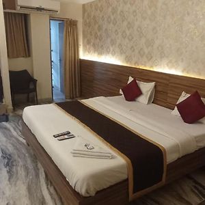 Hotel Raj Meridian, Tambaram